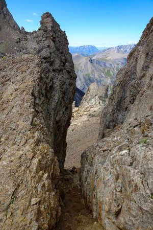 De retour dans le petit couloir d’accès