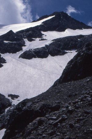 Au peu aussi suivre les traces sur le glacier du Bec...