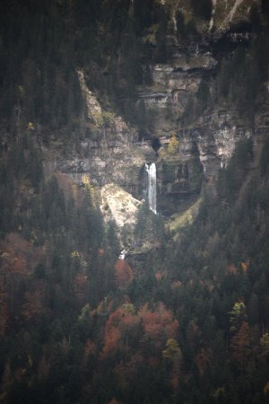 Cascade au-dessus du Cirque de Saint-Même