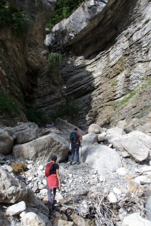 On approche de la cascade