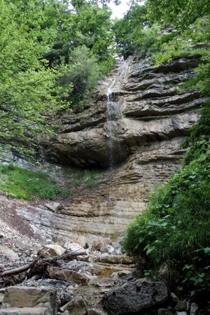 La grande cascade qui marque la fin de la remontée du torrent des Plates