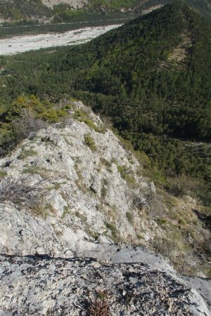 La crête rocheuse du Rocher Chabrière