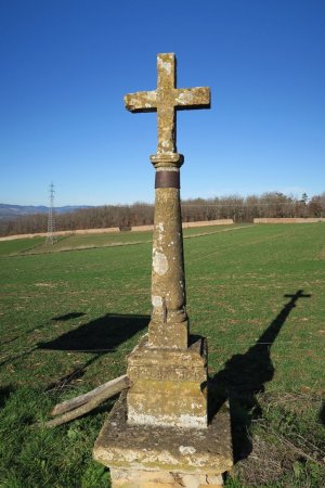 Croix datant de 1648