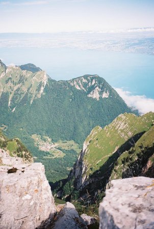 Le pic de Blanchard (1545 m.), Novel et le lac Léman depuis le sommet