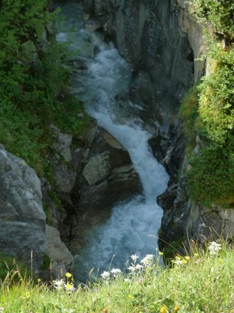 Torrent tumultueux