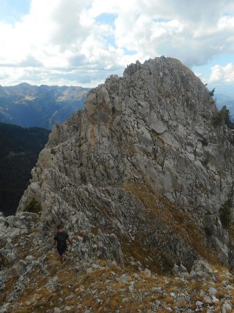 Sur l’arête SE.