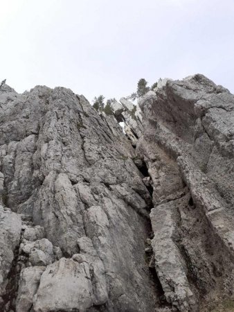 Le couloir surmonté d’une arche