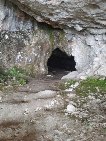 Entrée de la grotte