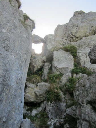 La cheminée avec le bloc coincé.