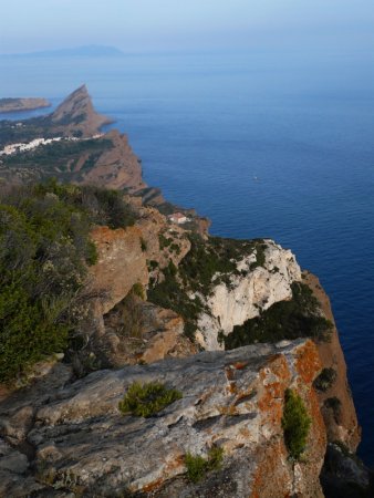 Vue sur la Ciotat et le Bec de l’Aigle depuis le sémaphore.