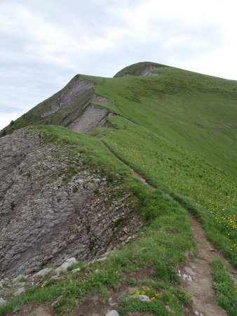 Montée vers Arménaz