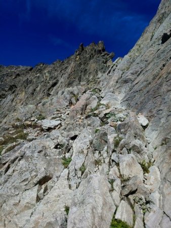 Montée plus raide vers le Collet Saint-Robert