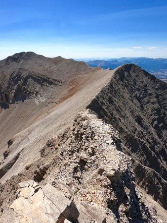 Vue vers la Tête de la Cavale et le Bonnet de l’Evêque