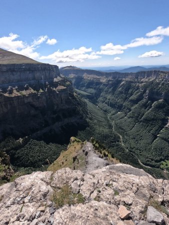 Cirque de Cotatuero et canyon d’Ordesa.