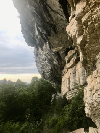 Sous le Roc de Tormery