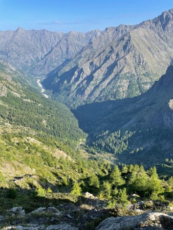 Vallée du Riou Beyrou vers Molines en  Champsaur 