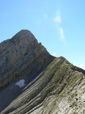 Sommet du Jallouvre vu du Col du Rasoir