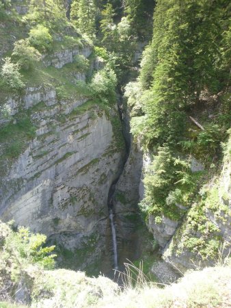 Des cascades en fond de gorge