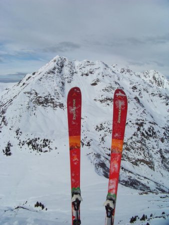 Au sommet face à la Pointe de Lavouet.