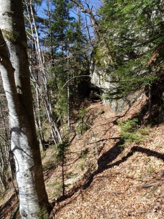 Sentier des tunnels