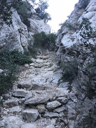 Montée après la Fontaine de Voire