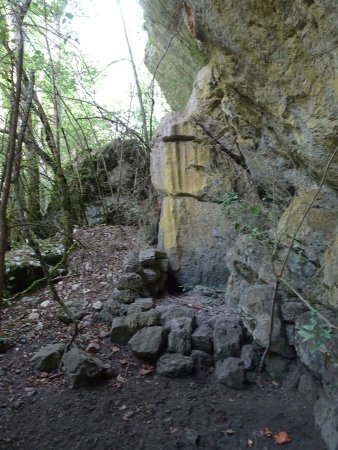 Les rochers au-dessus de Montoux