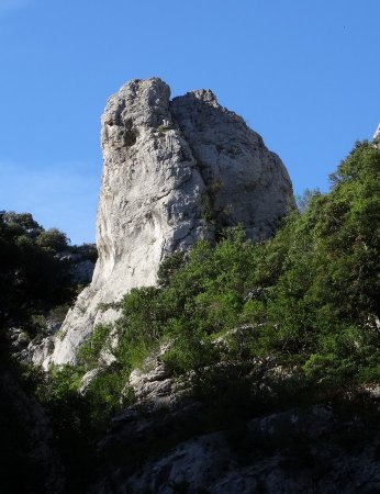 Aiguille sans nom mais connue des grimpeurs.