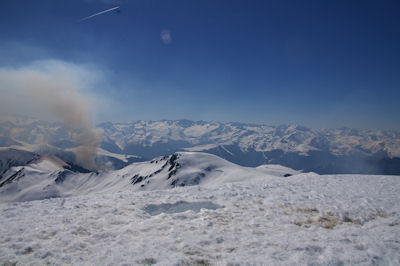 Les Pyrénées luchonnaises depuis le sommet du Pic de Bacanère