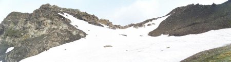 Le petit cirque sous le col de Calabourdane.