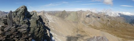 Au sommet du Mont de Maniglia.