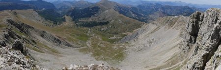 vallon de Coste Belle l’été  ...