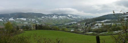 Remontée avec vue sur le vallon de Tramayes