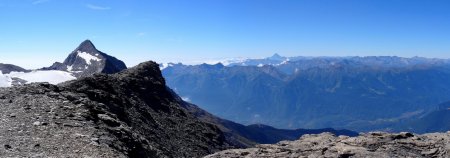 Au centre, le mont Viso.