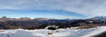 Panorama vers les Aravis, Platé, Mont Blanc