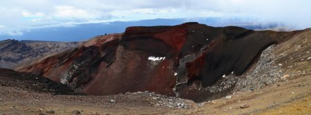 Le Red Crater