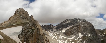 Corniche impressionante au col de Viraysse !