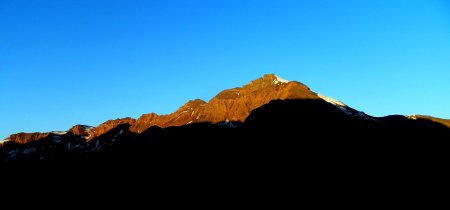 Lever de Soleil sur la pointe de Charbonnel.