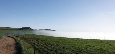 Le brouillard tente «d’avaler» la Croix Bicoury