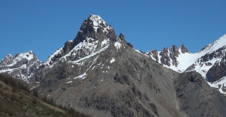 La Meyna toujours aussi élégante 