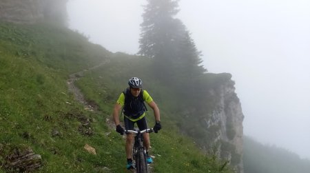 Single sous le Passage de la Charmette (2053m)