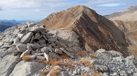 Sommet de l’Aiguille (2569m) et tête de l’Auriac (2639m) à l’ouest