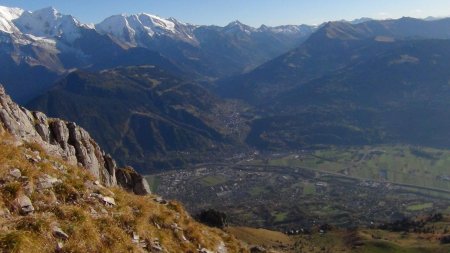 Regard arrière pendant la montée au col