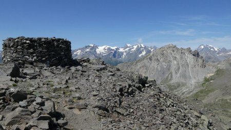 La Gardiole (2753m).