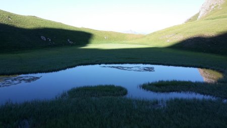 Lac du Lauzon avec de moins en moins d’eau.