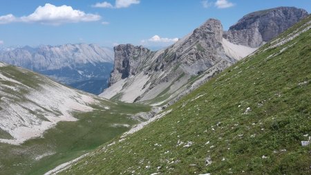 Vallon Pierra ; Roche Courbe, Tête de Plate Longue et Rocher Rond.