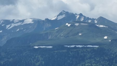 Zoom x10 sur le Puy de Sancy