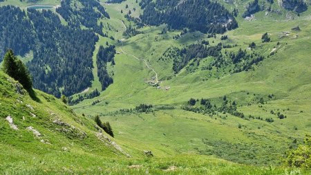 Il y a 500 mètres de verticale jusqu’aux chalets des Munes