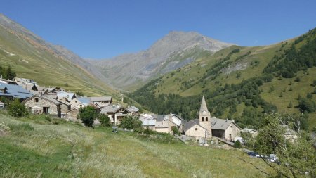 Les Hières et le vallon du jour.