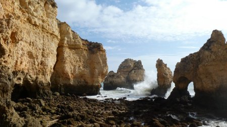 L’extrémité de la pointe.