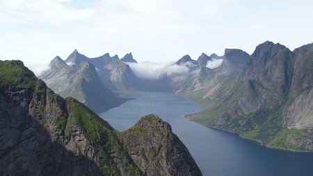 Reinefjorden.